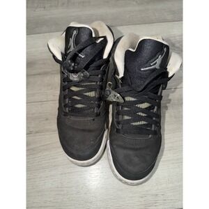 Size 6.5 (GS) - Jordan 5 Retro 2021 Mid Oreo